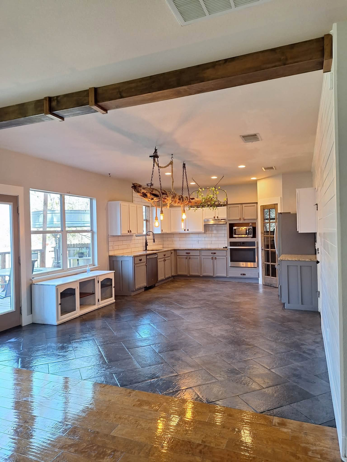 Open floor plan cleaned by Ever Clean House Cleaning