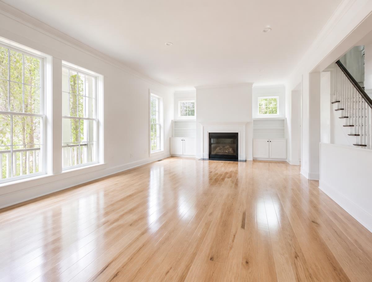 Move-In / Move-Out Cleaning example